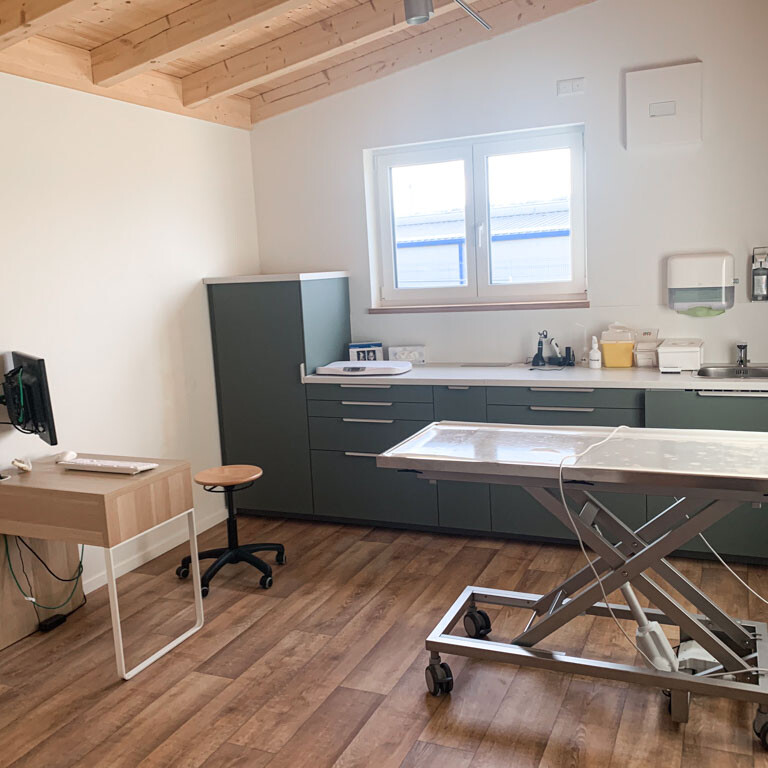 Moderne Ausstattung der Behandlungsräume der Tierklinik Dinkelsbühl