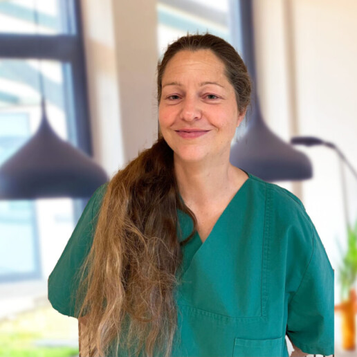 Tierärztin Nicola Schmidt der Tierklinik Dinkelsbühl